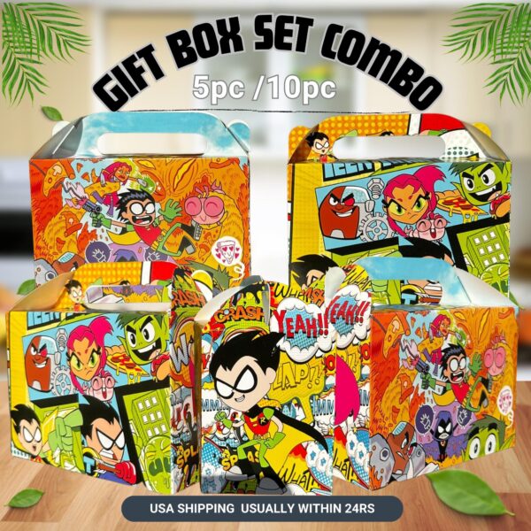 Teen Titans Gift Box and Accessories