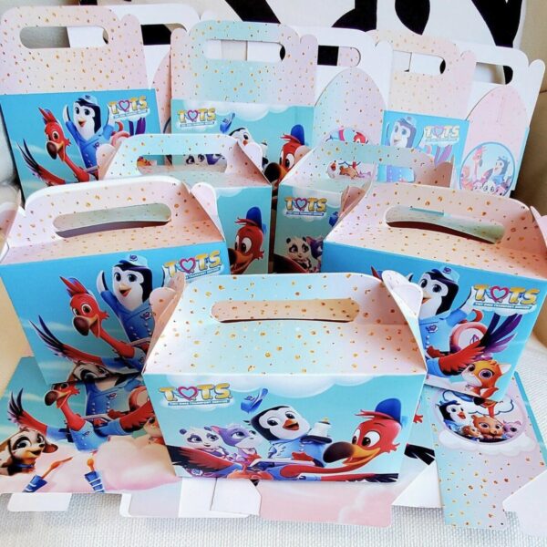 TOTS Gift Box and Accessories - Image 9